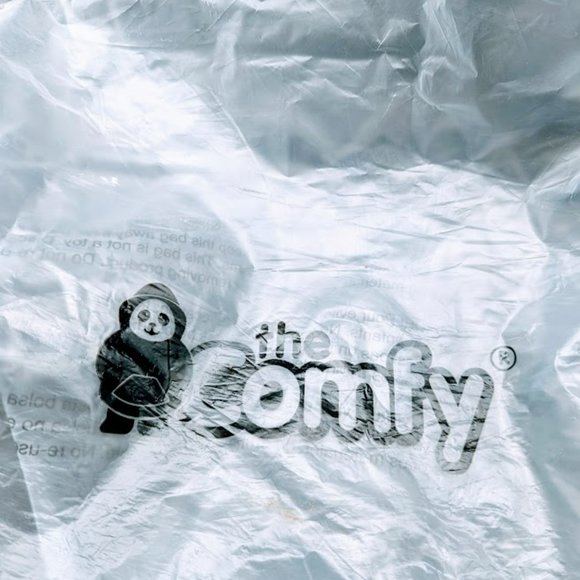 The Comfy Hooded Wearable Blanket Hoodie Pullover Sweatshirt Black New In Bag - Picture 5 of 6